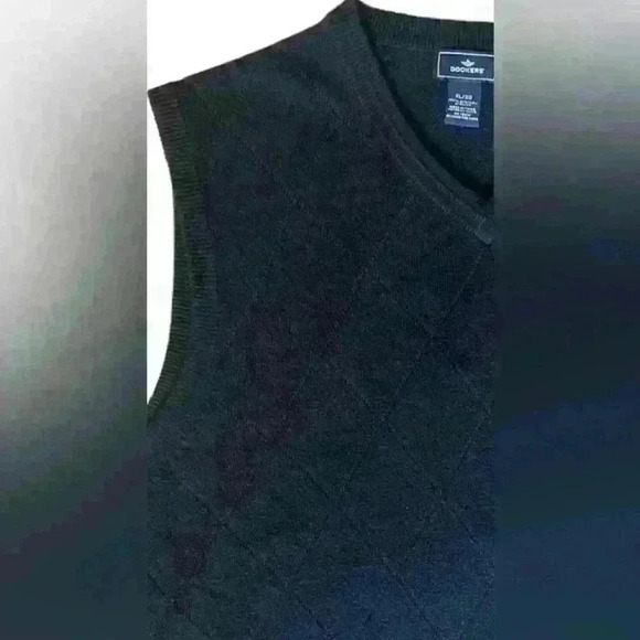 Like New Dockers Men’s Golf Vest XL - Picture 5 of 5